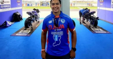 ORANG INDONESIA PERTAMA YANG IKUT MOTOGP Doni Tata Pradita